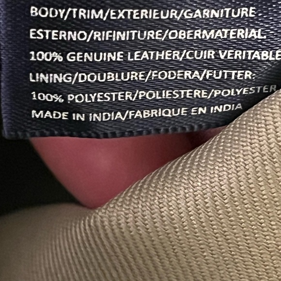 American Leather Co. Black
Leather Crossbody Bag Purse - Picture 5 of 7